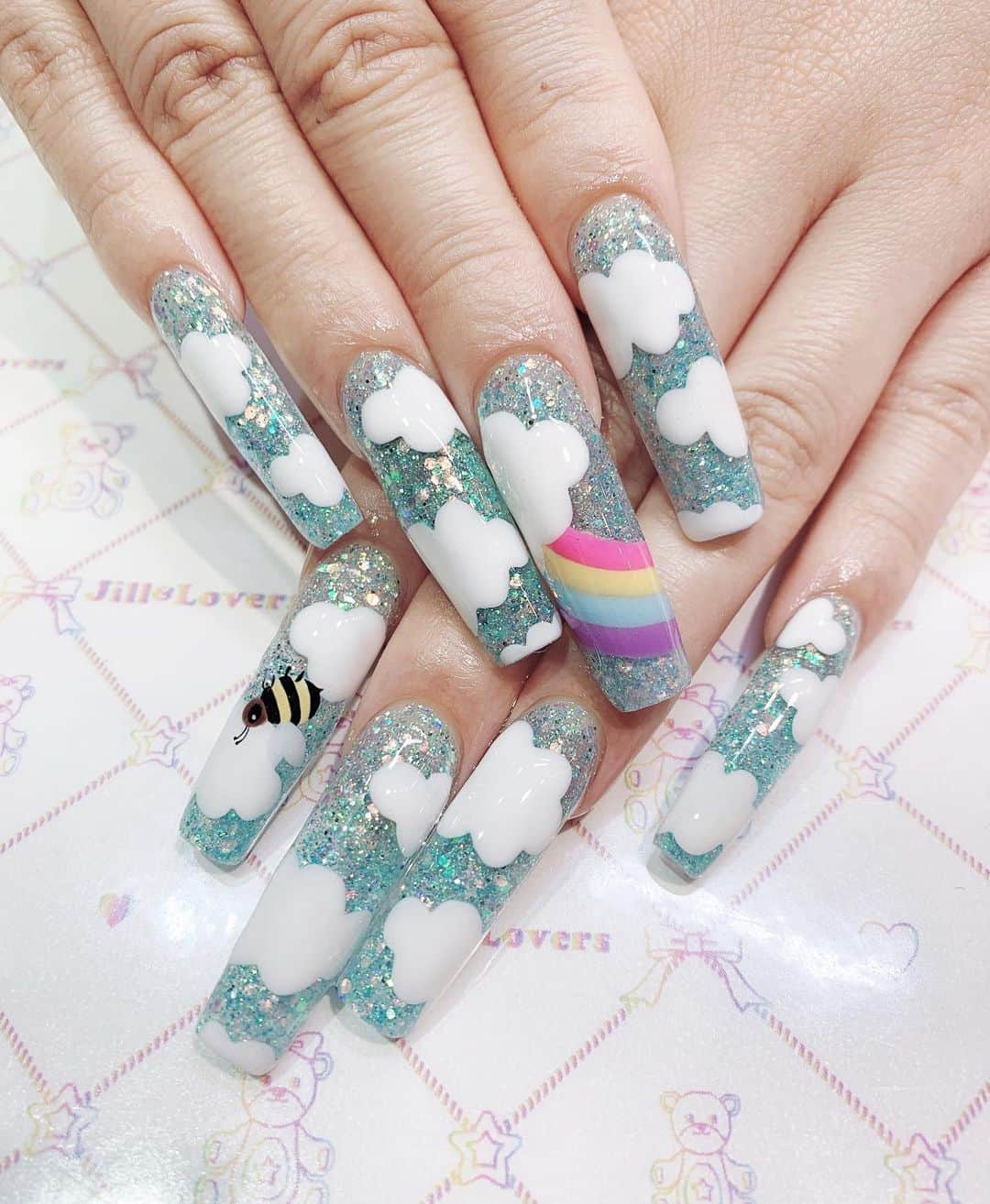 Jill&Loversのインスタグラム：「@aochanp 💖🌈 #jillandlovers #nail #nailart #paragel #gelneil#gel #ネイル #ネイルアート #me #look #love #かわいい」