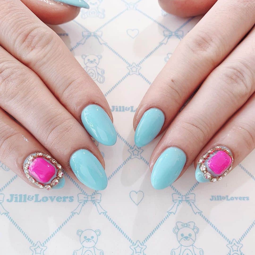 のインスタグラム：「💙 #jillandlovers #nail #nailart #paragel #gelneil#gel #ネイル #ネイルアート #me #look #love #かわいい」
