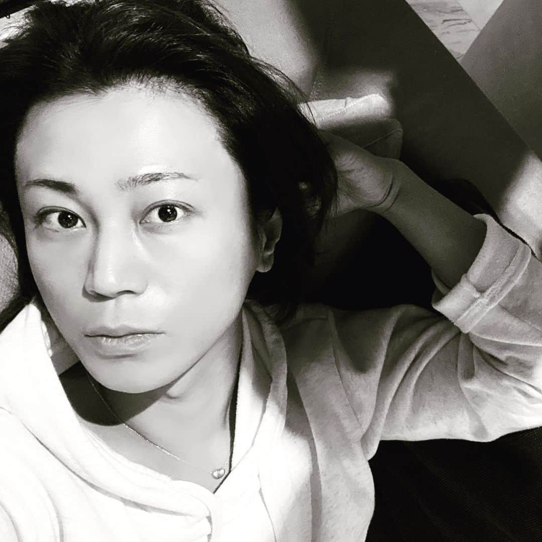 氷川きよしさんのインスタグラム写真 - (氷川きよしInstagram)「氷川きよしと言う作品と生きてきた...21年。 蛹から孵化してこれからが蝶の様に変化して羽ばたく時。その日が刻々と迫ってくる！  by kii  #氷川きよし #hikawakiyoshi #21th #kii #bykii #キヨラー」3月2日 17時34分 - hikawa_kiyoshi_official