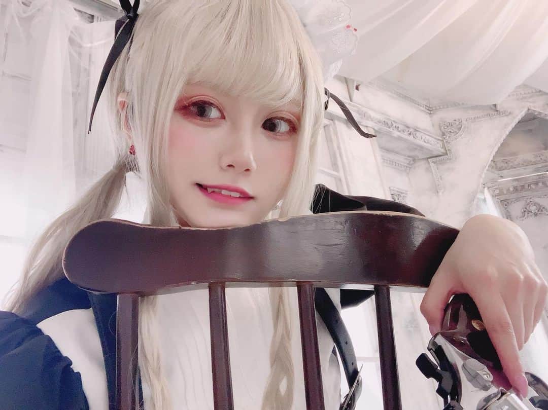 赤羽律のインスタグラム：「🌹 ・ ・ ・ #オリジナル創作 #バトルメイド #メイド #コスプレ #cosplay #original #character #maid #sword #gun #戦場 #銃 #剣 #刀 #バトル #survival #cute #battle #warriors #war #戦士 #血糊 #blood  #costume #cute #可愛い #可愛い #萌え #moe」