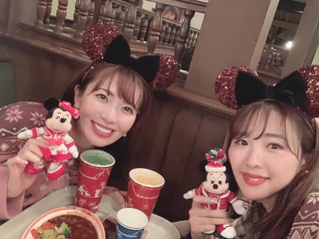 SHIHORINのインスタグラム：「♡ . 3月2日❣️ ミニーちゃんの日🐭🎀 大好きなあいにゃんの誕生日🥰 おめでたい日〜💓 . happyな一年になりますように☺️ 早くディズニー行きたいなぁ🏰🌈✨ . . #shihorin__disney #disney #disneyland #tokyodisneyland #tokyodisneyresort #minniemouse #happybirthday #areeam #ディズニー #ディズニーランド #東京ディズニーランド #ミニーマウス #ミニーちゃん #ミニーの日 #3月2日 #🐭🎀」