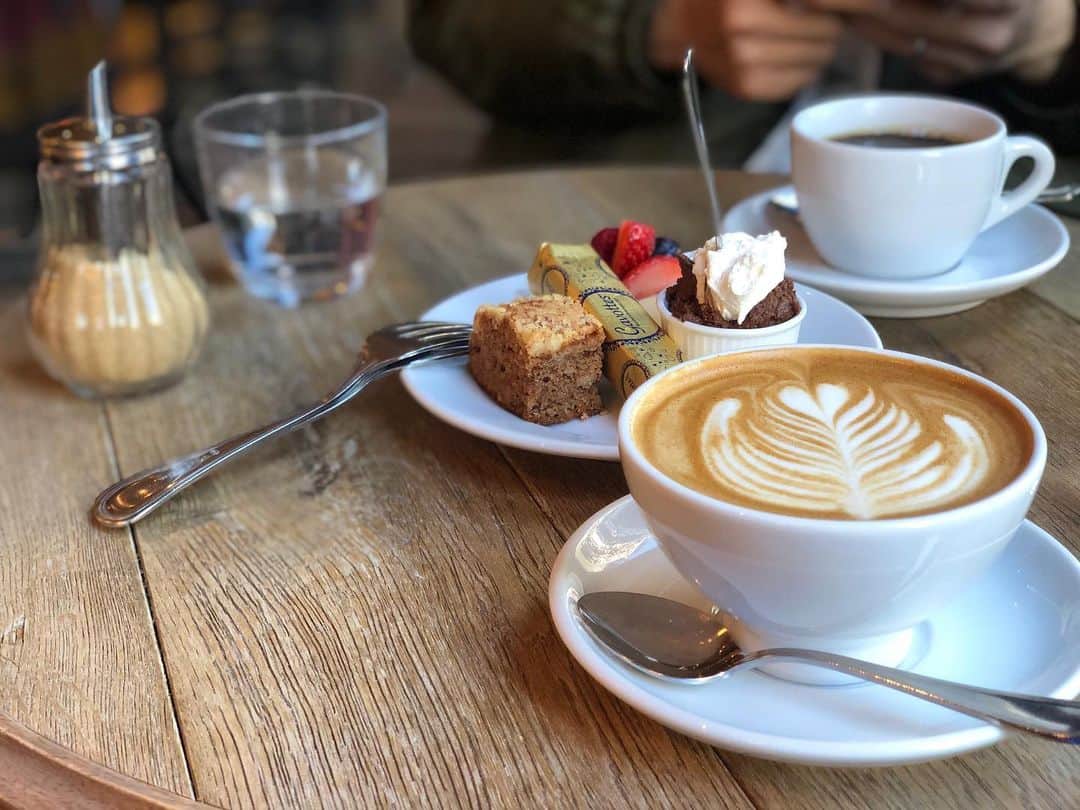 西木恵美里のグルメインスタ