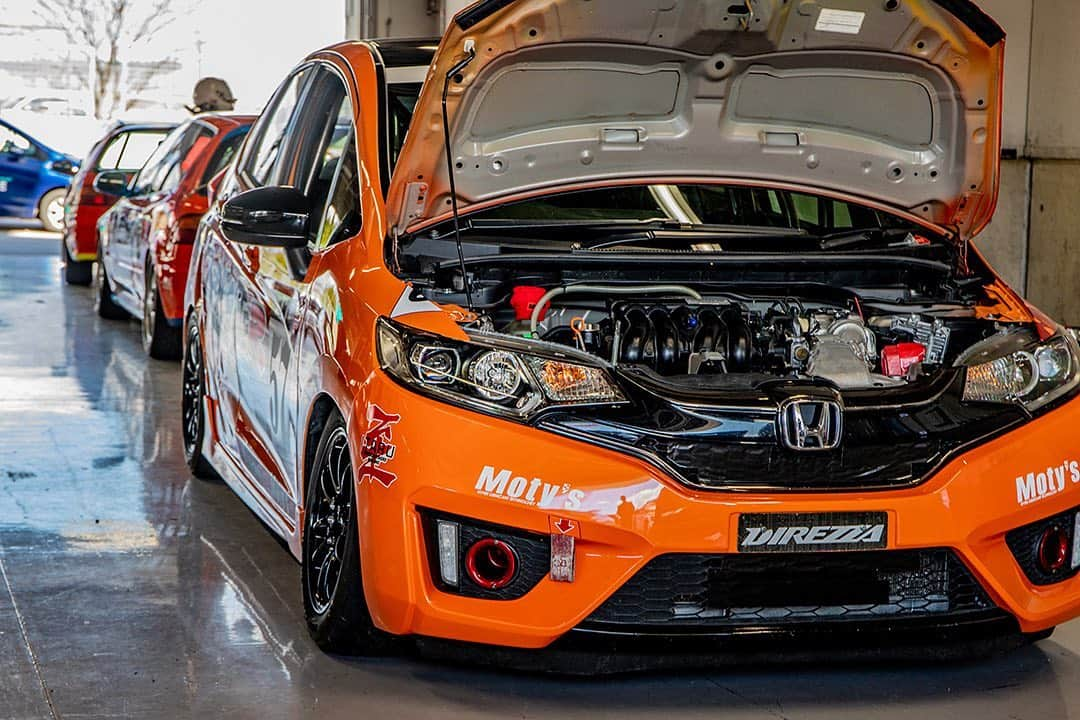 mistbahnさんのインスタグラム写真 - (mistbahnInstagram)「_ Zero Fighter Honda GK5 FIT (JAZZ) _ _ Shot on Feb-27 2020 "HONDA VTEC ONE MAKE RACE 2020 Rd.1 ( organized by @zerofighterautocustom )" at Suzuka International Circuit car: @zerofighterautocustom photo: @mistbahn _ _ JP) 2020年2月27日 鈴鹿フルコース(鈴鹿サーキット国際レーシングコース)、ゼロファイターさん( @zerofighterautocustom )主催「HONDA VTEC ONE MAKE RACE 2020 Rd.1」にて撮影。 _ _ #hondavteconemakerace #zerofighterautocustom #suzukacircuit #suzukainternationalcircuit #鈴鹿サーキット #suzuka #fit #hondafit #ホンダフィット #フィット #jazz #hondajazz #gk5 #gkfit #vtec #hondafitrs #fitrs #l15b #l13b  #osakajdm #kanjo #kanjostyle #kanjoracer #kanjozoku #trackcar #trackspec #trackstance #timeattack #timeattackjapan #hondasontrack」3月3日 7時59分 - mistbahn