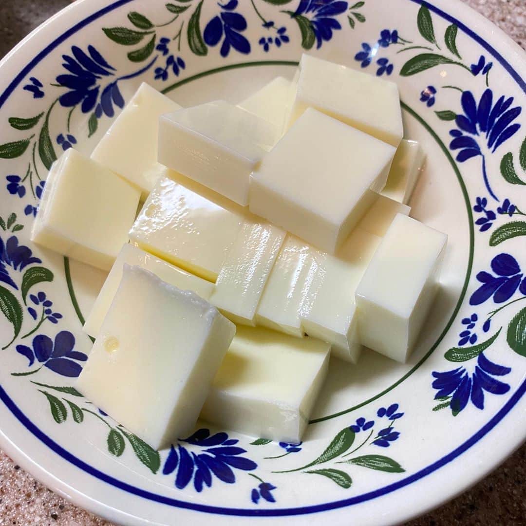 野間美由紀のインスタグラム：「牛乳かん、とても美味しくできました😊」