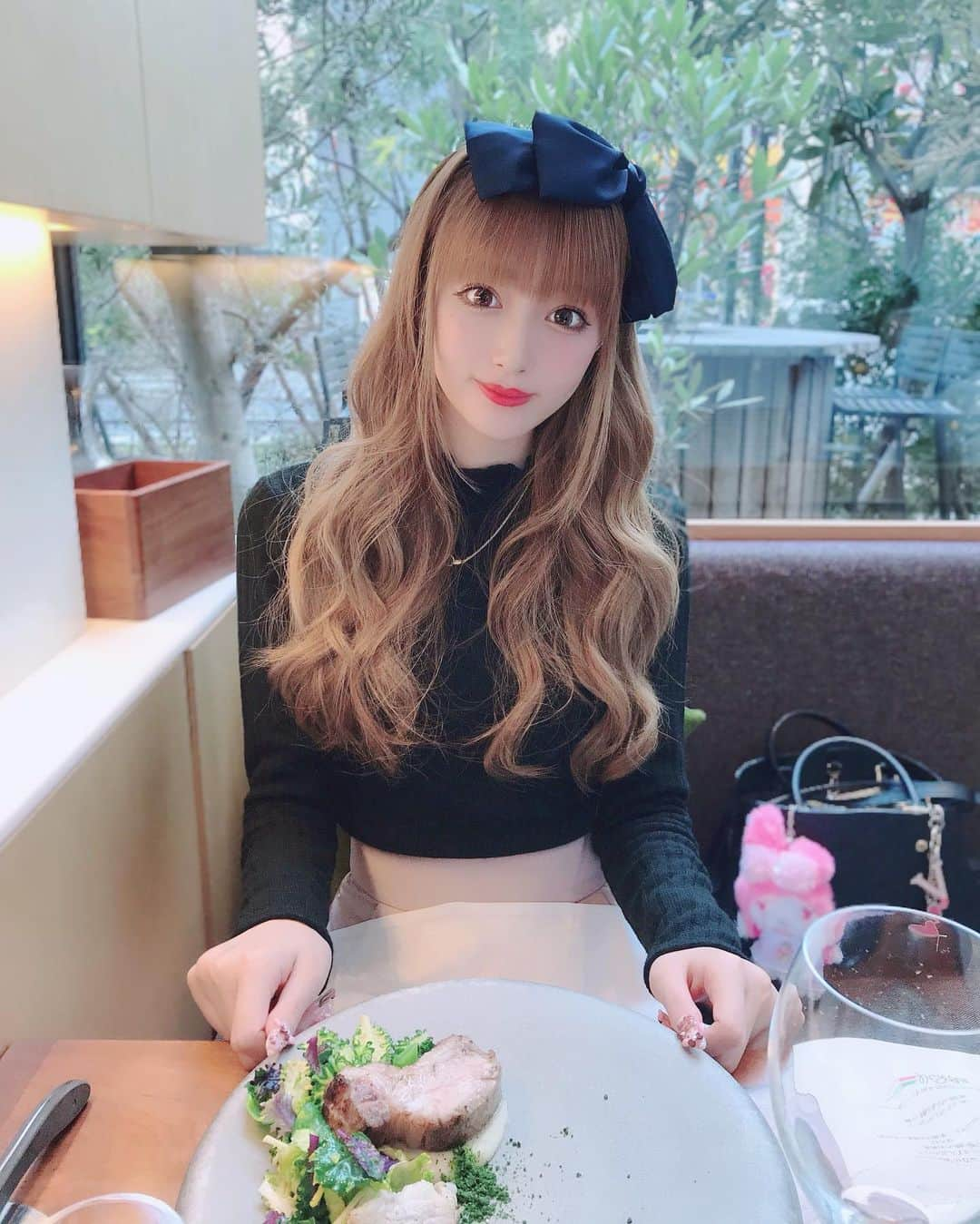 あかりさんのインスタグラム写真 - (あかりInstagram)「あきゃまぢゅlunch🍽💕💕💕 美女とおひるから のむシャンパンゎさいくぅですな🥂💖✨ まぢゅとあうときゎいつも できるだけ シンプルめなコーデをこころがけている あかちゃむです、、、( ⸝⸝⸝ᵕᴗᵕ⸝⸝⸝ )。わら 💭 パスタ🍝のあわあわ いじってたら なにしてんのん？( ˊᵕˋ ;)てゆあれた。( ⸝⸝⸝ᵕᴗᵕ⸝⸝⸝ )💭💭💭w」3月2日 23時33分 - akachamxx