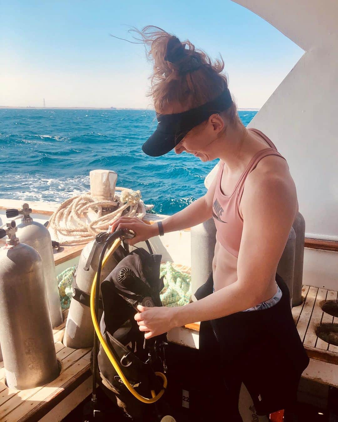 マチルドU・クラマーのインスタグラム：「Spend the day doing one of the things I love the most 🤙🏻」