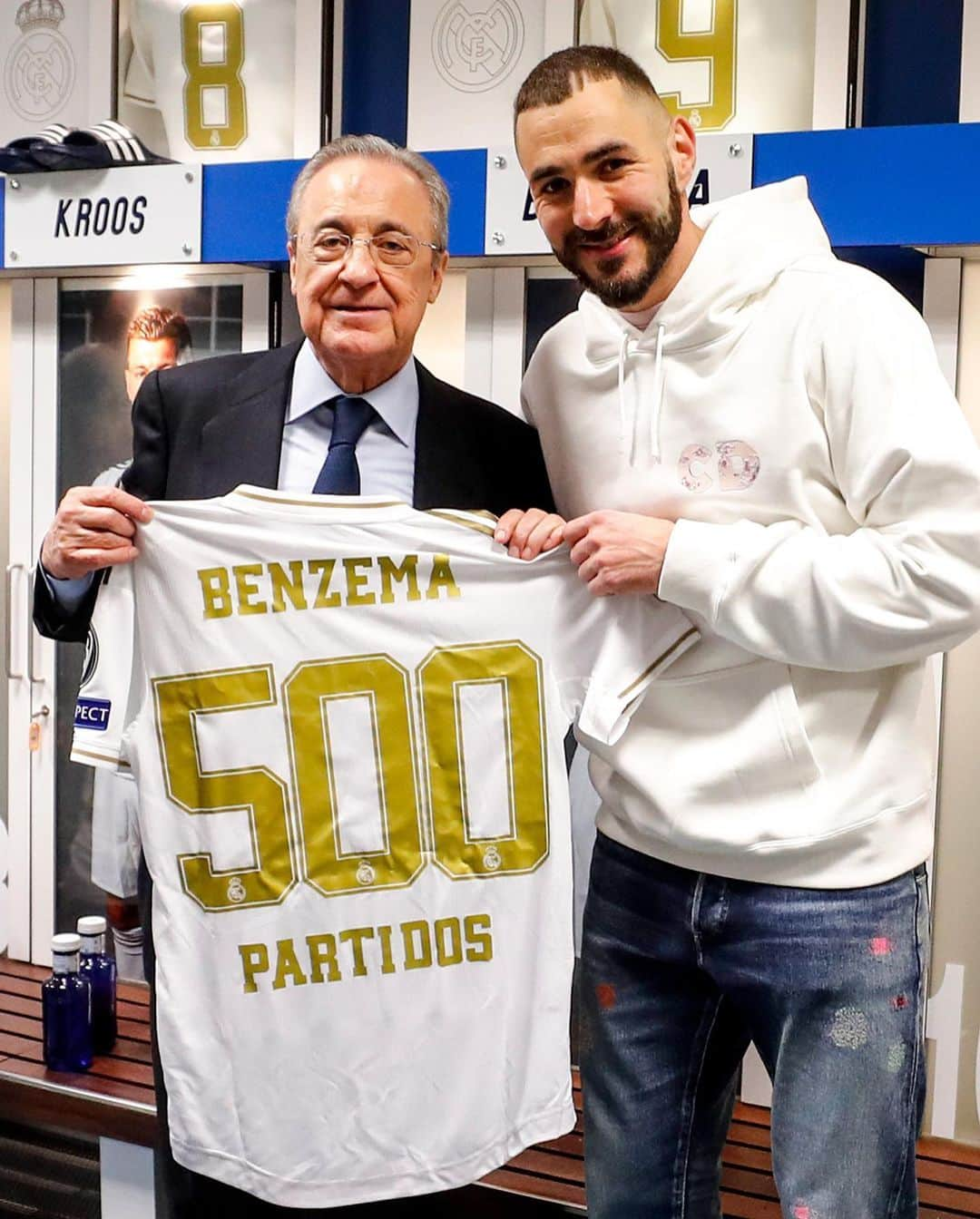 レアル・マドリードさんのインスタグラム写真 - (レアル・マドリードInstagram)「🔓 Big @RealMadrid milestones UNLOCKED! ¡Una noche de grandes logros en el @RealMadrid! - ✅ @KarimBenzema 5⃣0⃣0⃣ matches ✅ @IscoAlarcon 3⃣0⃣0⃣ matches ✅ @LucasVazquez91 2⃣0⃣0⃣ matches #RealFootball | #HalaMadrid」3月3日 2時52分 - realmadrid