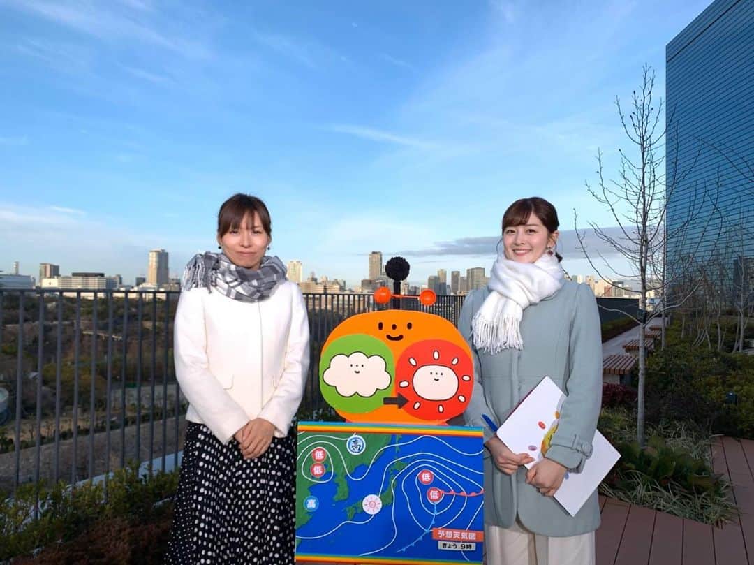 中村秀香のインスタグラム：「今朝は #すまたん ！ ytv屋上テラスからお天気お伝えしました☀️ .  明日は、#すまたん エンタメ担当です！よろしくお願いします😊」