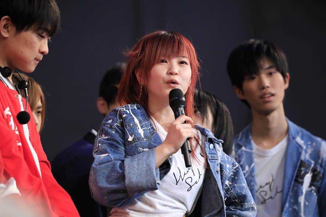 テレビ東京「青春高校３年C組」のインスタグラム：「#君のことをまだ何にも知らない  #CDデビュー日 #オフショット #お台場 #venusfort  #教会広場 #青春高校3年c組 #軽音部 #地球の音 #涌嶋茜」