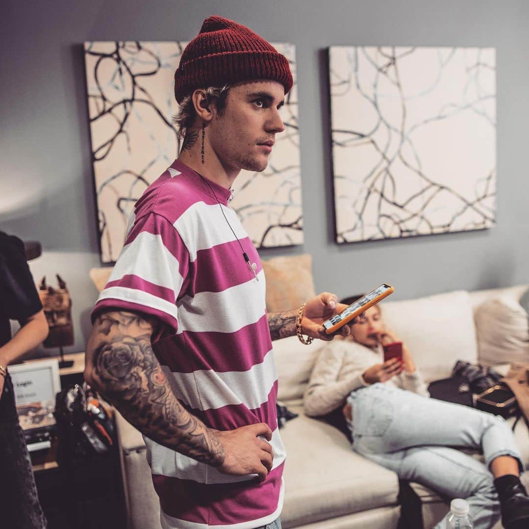 ジャスティン・ビーバーさんのインスタグラム写真 - (ジャスティン・ビーバーInstagram)「Me and my goo goo in the back」3月3日 11時23分 - justinbieber