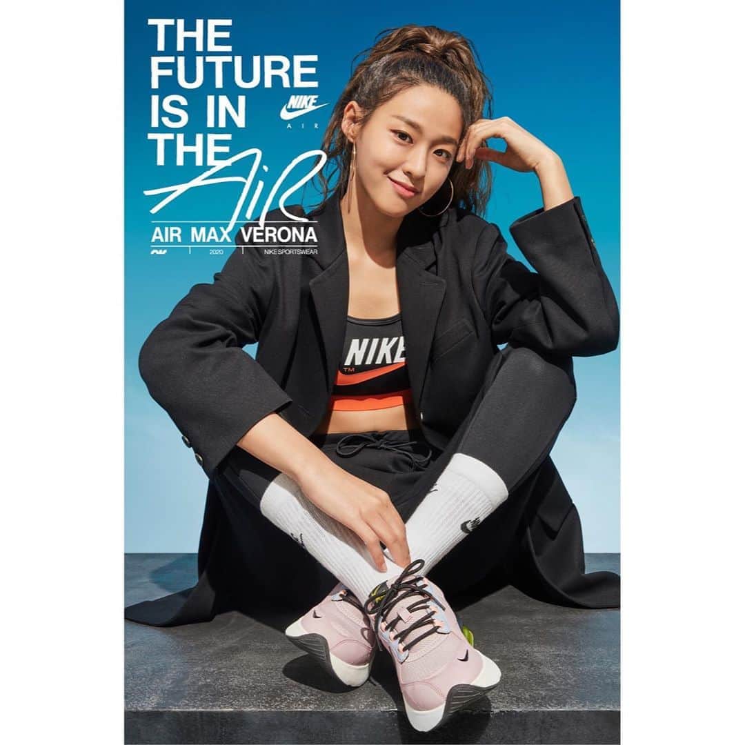ソリョンさんのインスタグラム写真 - (ソリョンInstagram)「설현X나이키😋 March 5th, Coming Soon @nikesportswear  #Nike #AirMaxVerona #shareyourair #광고」3月3日 12時12分 - s2seolhyuns2
