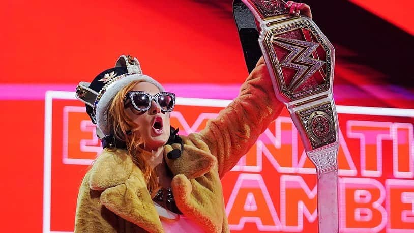 レベッカ・ノックスさんのインスタグラム写真 - (レベッカ・ノックスInstagram)「Proving once again that my genius is in my subtly.」3月3日 12時40分 - beckylynchwwe