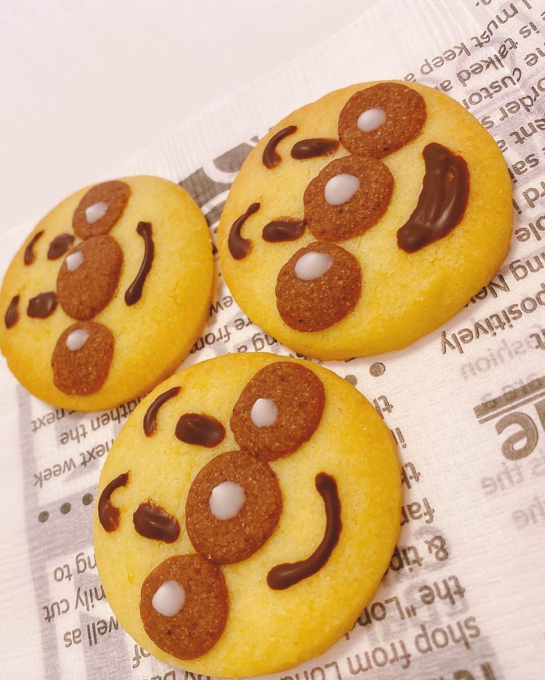 野田彩加さんのインスタグラム写真 - (野田彩加Instagram)「アンパンマンクッキー🍪 👶の笑顔いただきましたー❤️ 喜んで食べてくれてよかったー😍 ぴえんクッキーも🥺❤️❤️❤️ #アンパンマン　#アンパンマンクッキー #ぴえんクッキー　#🍪 #🥺」3月3日 13時27分 - aya.205