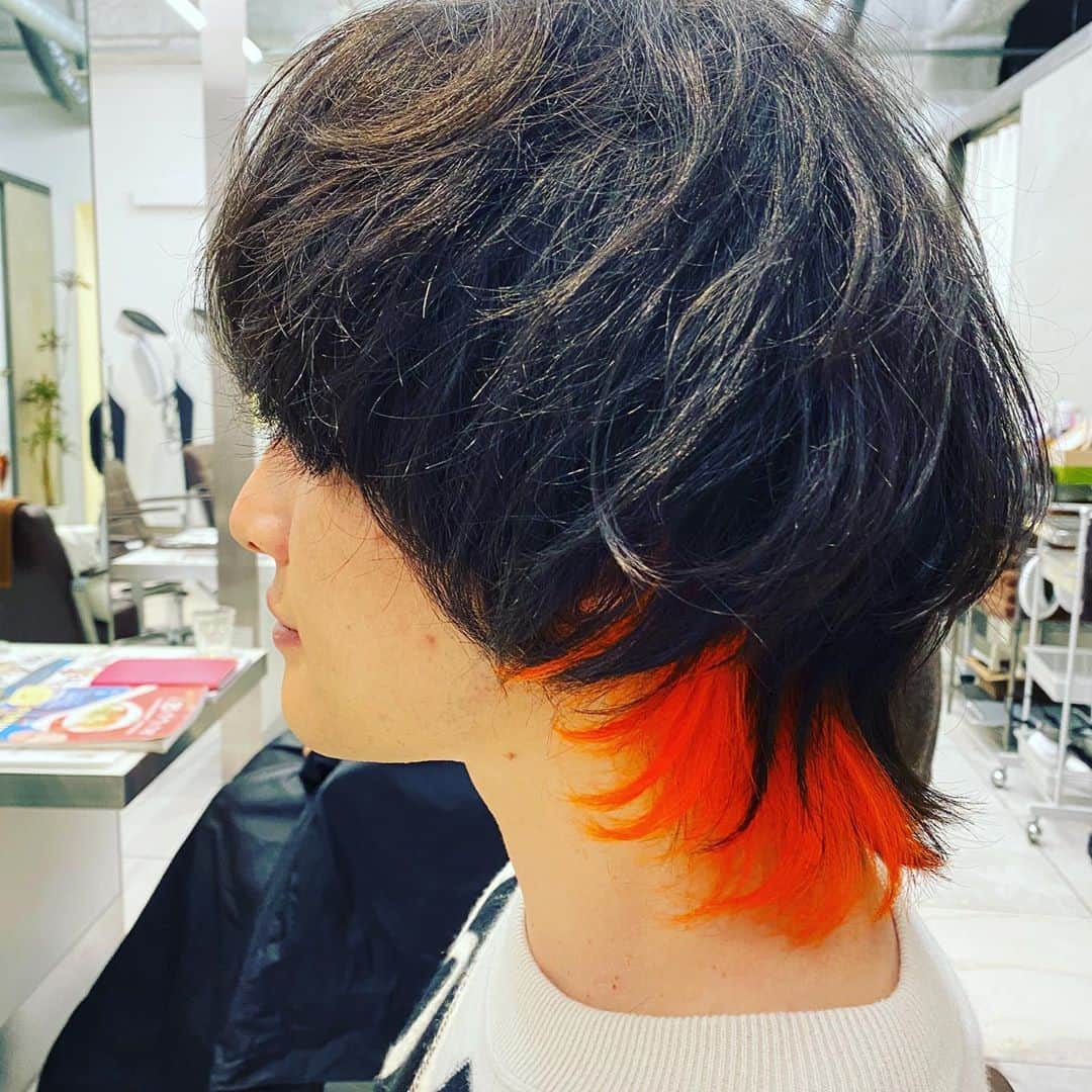 磯部寛之のインスタグラム：「Return of the Orange. Hiro オレンジの帰還。ひろ #orange #なんとなく #気分 #久しぶり #感」
