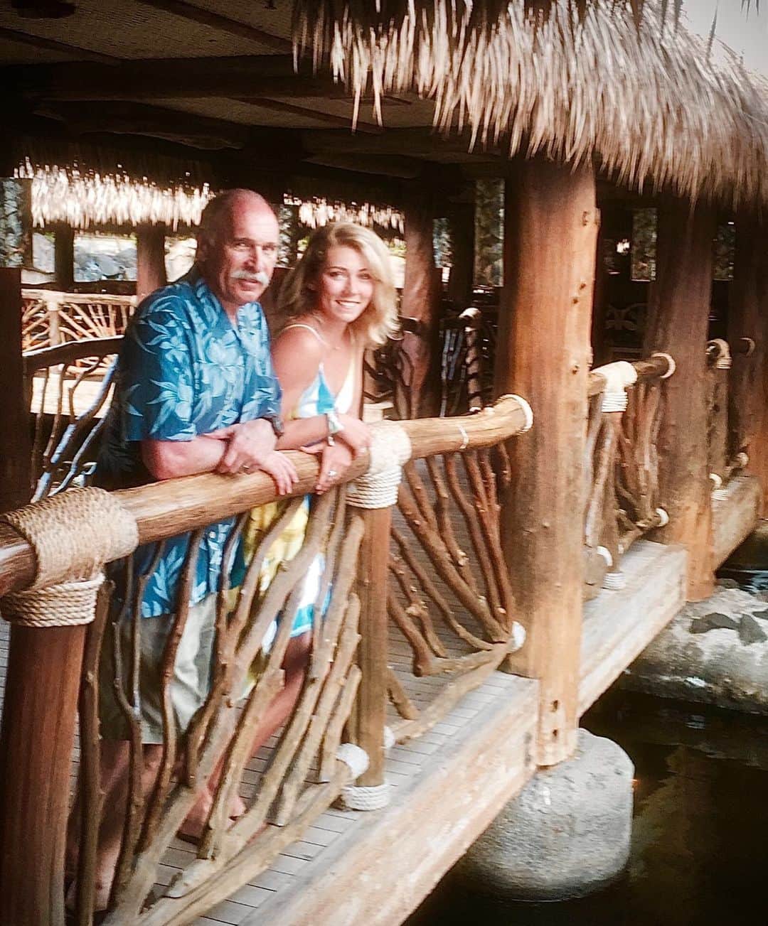 ミカエラ・シフリンのインスタグラム：「if i close my eyes will you meet me here?」