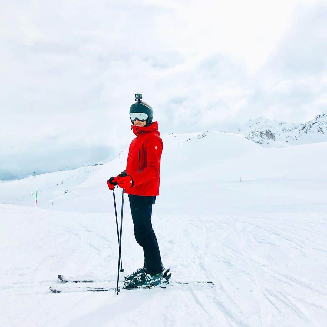 ヨハネス・ヒューブルさんのインスタグラム写真 - (ヨハネス・ヒューブルInstagram)「Couldn’t rush enough to get up here today 🎿⛷🏔 #braindetox #happyPlace」3月4日 2時19分 - johanneshuebl