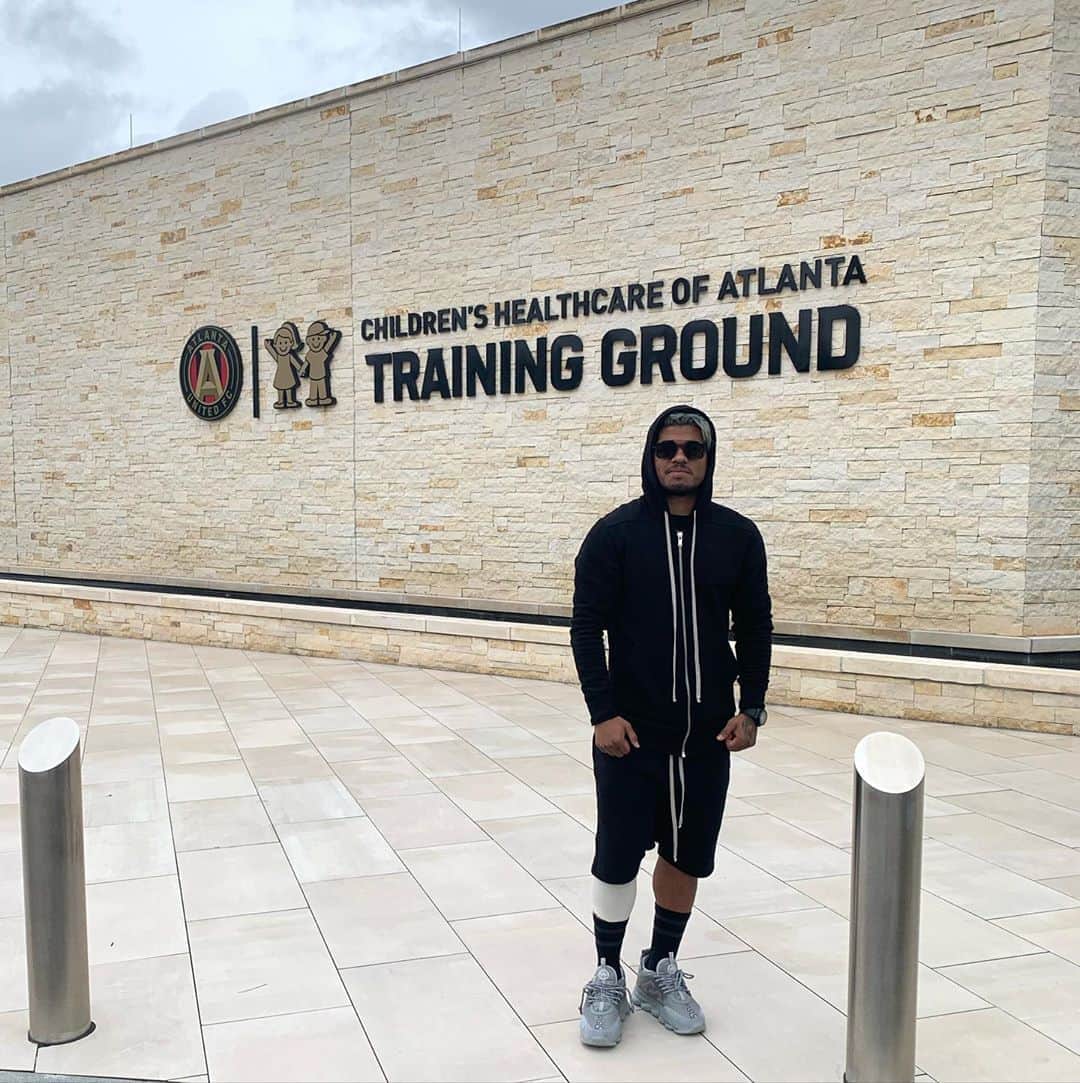 ホセフ・マルティネスのインスタグラム：「Thank you to all who took time to send so many positive and encouraging messages, I read them all and they give me strength in this difficult period.  Thanks to my teammates, players around the league, other teams and most of all the fans.  See you soon 😡  Gracias a todos por los mensajes positivos y de apoyo en este momento difícil.  Nos veamos pronto 😡」
