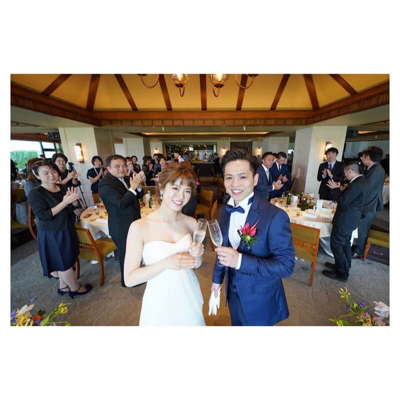 ラヴィファクトリー福岡店さんのインスタグラム写真 - (ラヴィファクトリー福岡店Instagram)「· wedding reception 💐✨ · · #カメラマン指名  #photoby_kaoru · · #laviefactory #laviefactoryfukuoka #ラヴィファクトリー #ラヴィファクトリー福岡 #生きる写真 #ハートのある写真 #前撮り #結婚式 #結婚式準備  #洋装前撮り  #和装前撮り #フォトレイト #ウェディングニュース #プラコレ  #ウェディングフォト #weddingphoto #wedding #プレ花嫁応援し隊 #ウェディングソムリエ #2020夏婚 #2020春婚 #ロケーション撮影 #スタジオ前撮り #卒花嫁さんと繋がりたい #プレ花嫁さんと繋がりたい #プレ花嫁 #ファインダー越しの私の世界 #写真好きな人と繋がりたい」3月3日 17時59分 - fukuoka_laviephotography