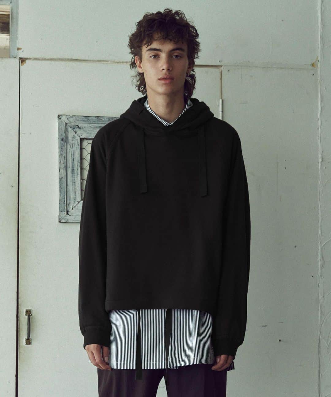 ウィザードのインスタグラム：「2020 Spring/Summer Collection “New Dawn Fades”  SALVAGE HOODIE  In Stock.  Offical Web Store https://wizzard.stores.jp/  #wizzard_fac #wizzard #fashion #tokyofashion #streetfashion #fashionphoto #streetwearbrand #streetwearaddicted #20ss #designersbrand #domesticbrand #tokyofashionweek #2020ss」