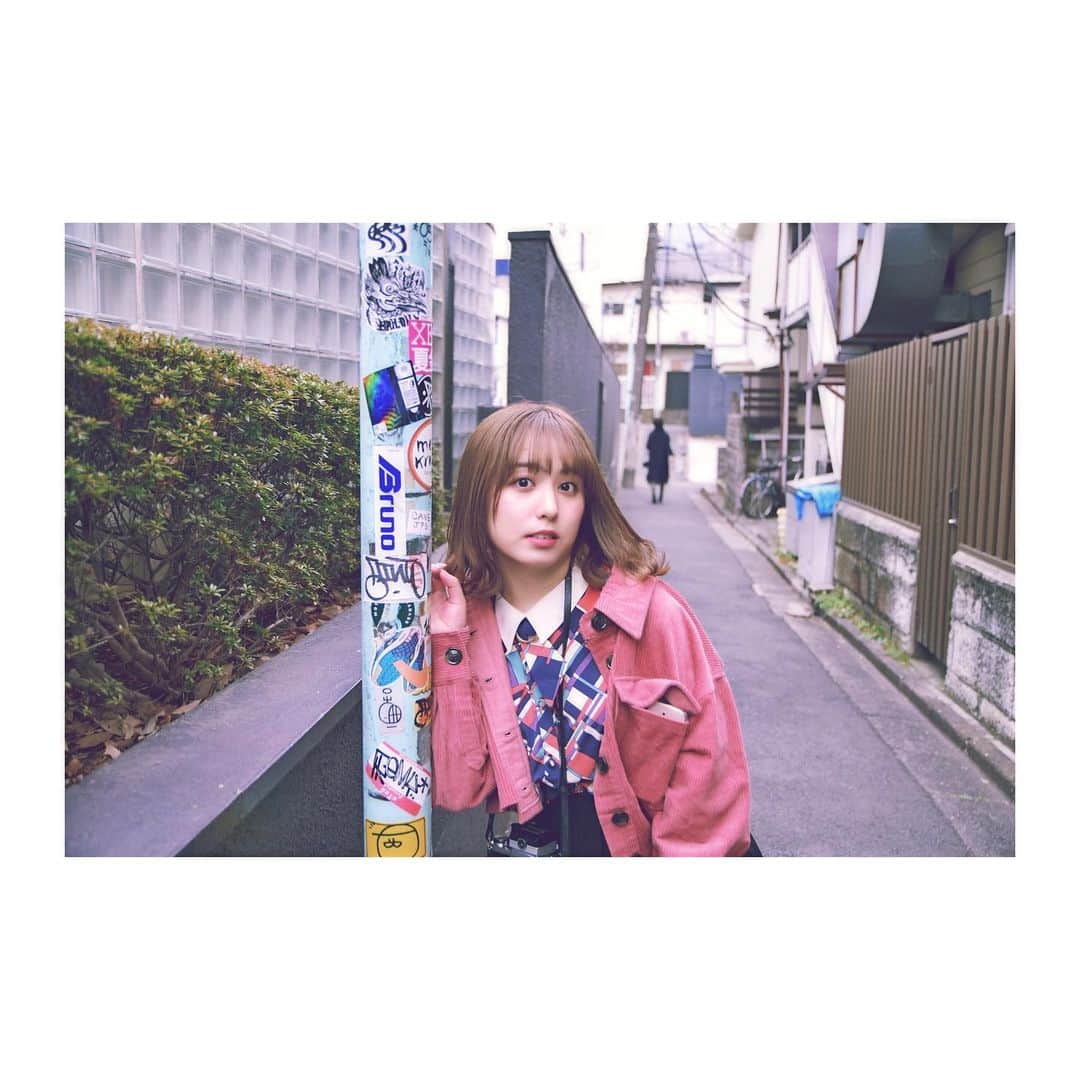 前田美里のインスタグラム：「花粉が凄いねぇ… . #photo #代官山 #ポートレート #カメラ女子 #ファインダー越しの私の世界 #写真好きな人と繋がりたい #nikon #D5500 #nikonphotography #redyazel #fashion #daikanyama #follow #followme #japanesegirl #instagood」