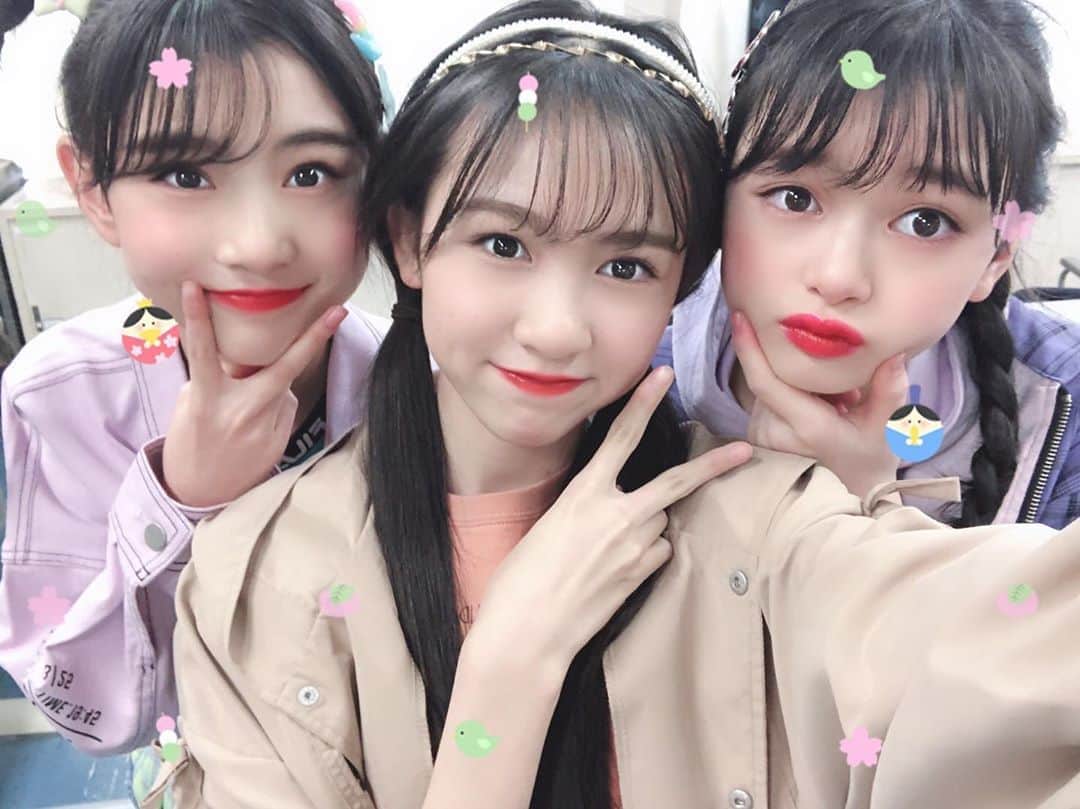 ニコ☆プチのインスタグラム：「🎎🎶 ひなまつり~~🌸🌸🌸 . . #入江美沙希  #近藤藍月  #高比良由菜  #ひなまつり #アキぴょんみーちゃんユナちん」