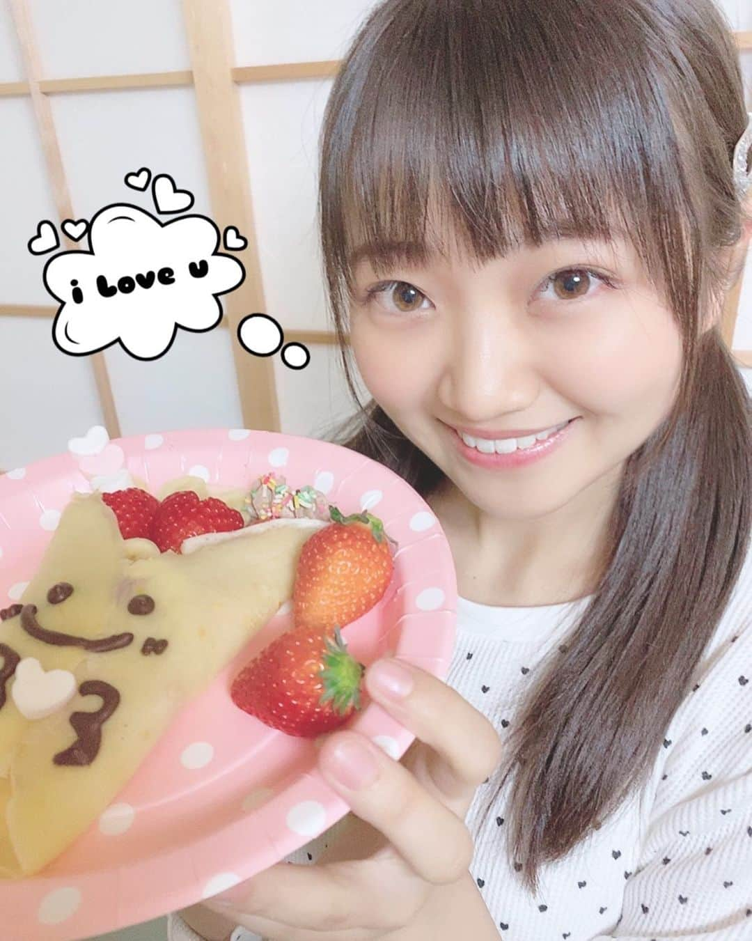 稲垣香織さんのインスタグラム写真 - (稲垣香織Instagram)「・ ・ ・ 🍓🍫🍌💭 SHOWROOMイベント延期の変わりにクレープ作りました!!♥ 召し上がれ👀✨ #SHOWROOMイベント #手作り #クレープ」3月3日 21時19分 - kaori.team4_16