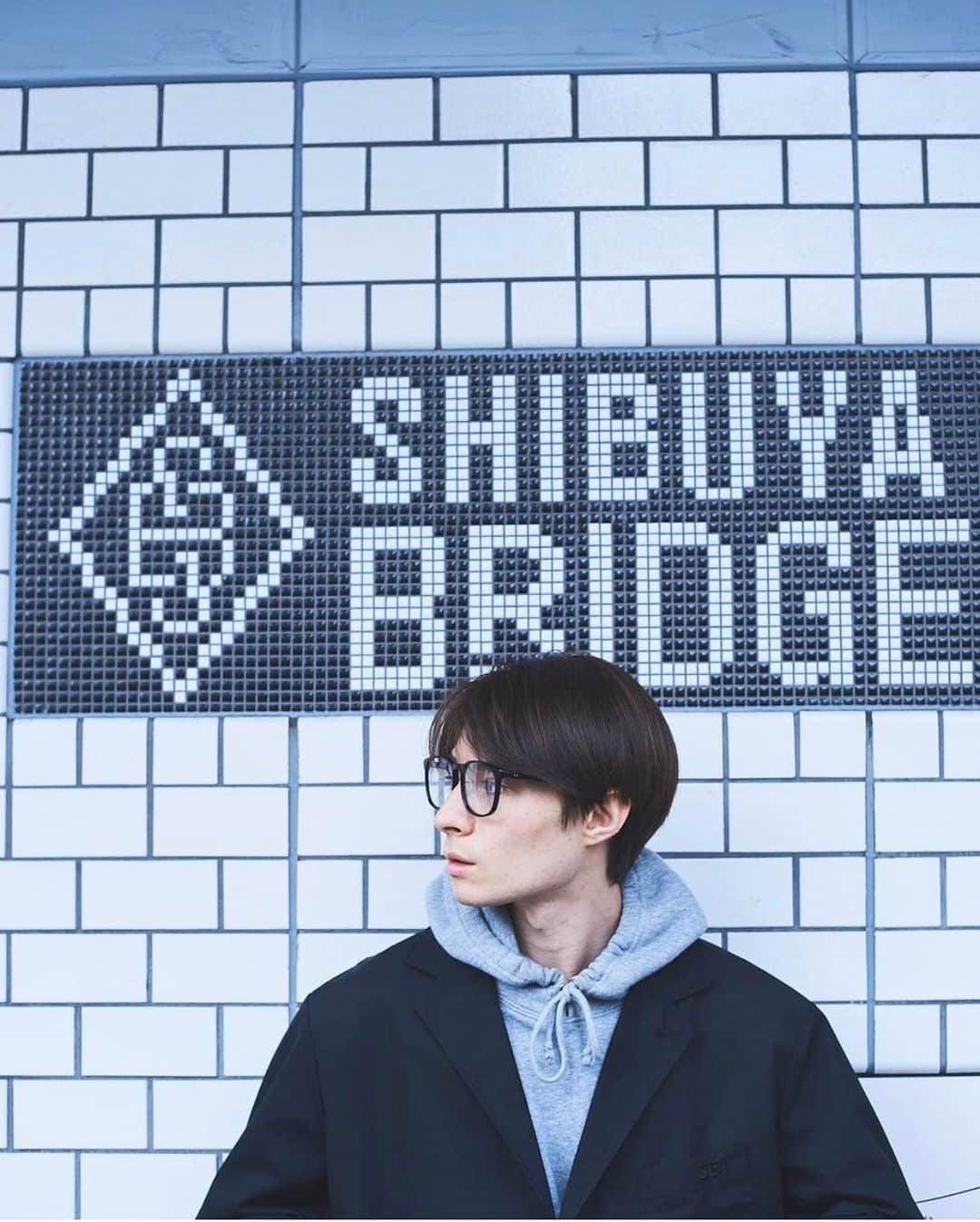 シールズ啓司さんのインスタグラム写真 - (シールズ啓司Instagram)「Zoff × WIND AND SEA  刺激的な撮影でした。。 最高にクールなラインナップになっているので是非オンラインストアをチェックしてみて下さい！！！ 3月6日より一部店頭で販売されます。  #zoff #windandsea」3月3日 21時59分 - kkcc_