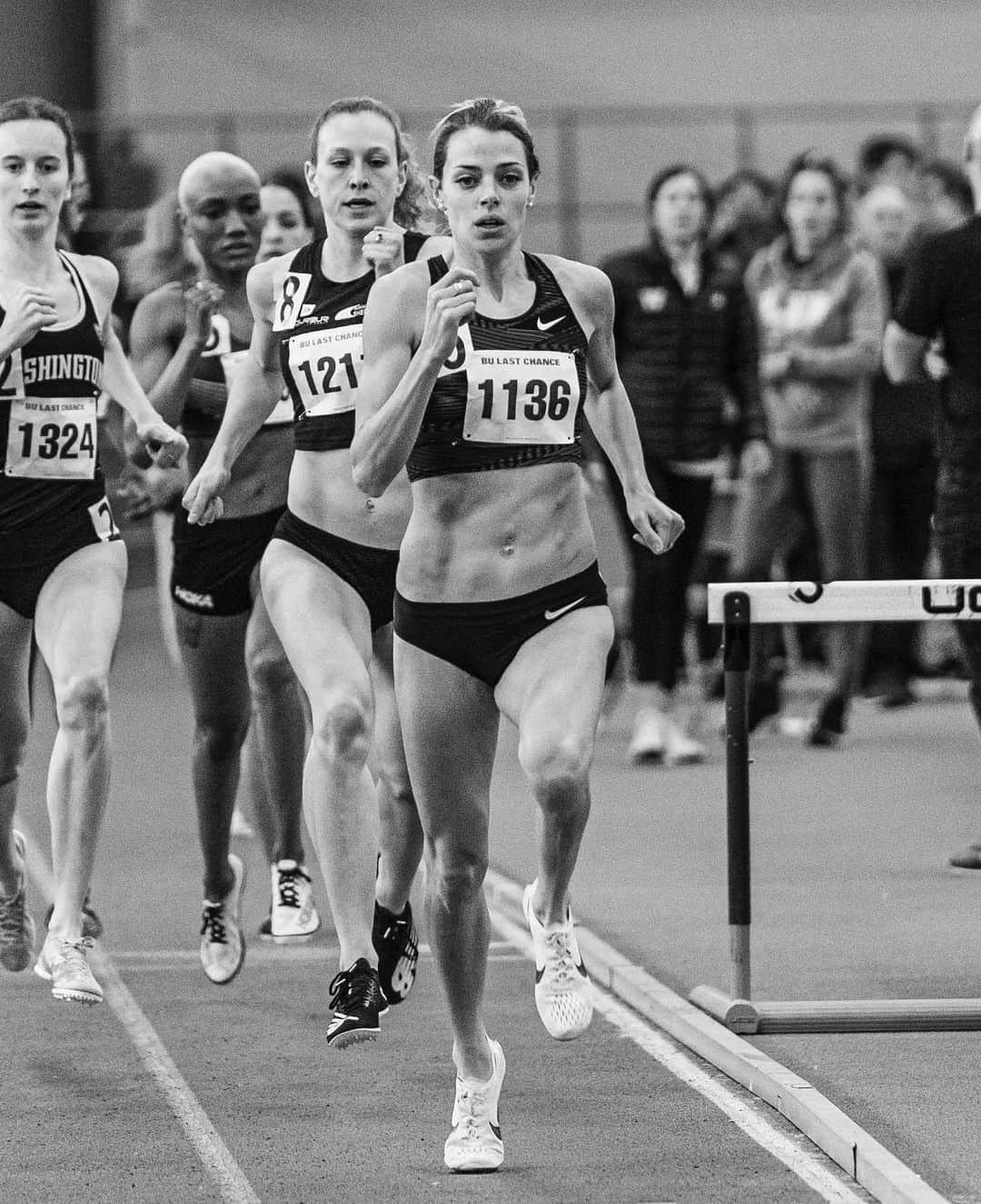 メリッサ・ビショップのインスタグラム：「Just finding my groove again  #nike #nikerunning #yabish #motherrunner  @gnp_photos 📸」