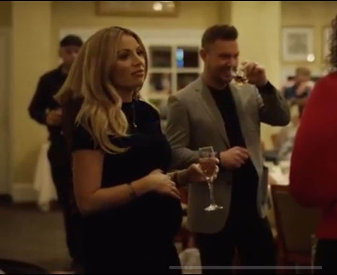 ティーガン・プレスリーのインスタグラム：「Best caption wins! (This is a screenshot from my baby shower video)  @mkelly114 looks like he’s been up to something」
