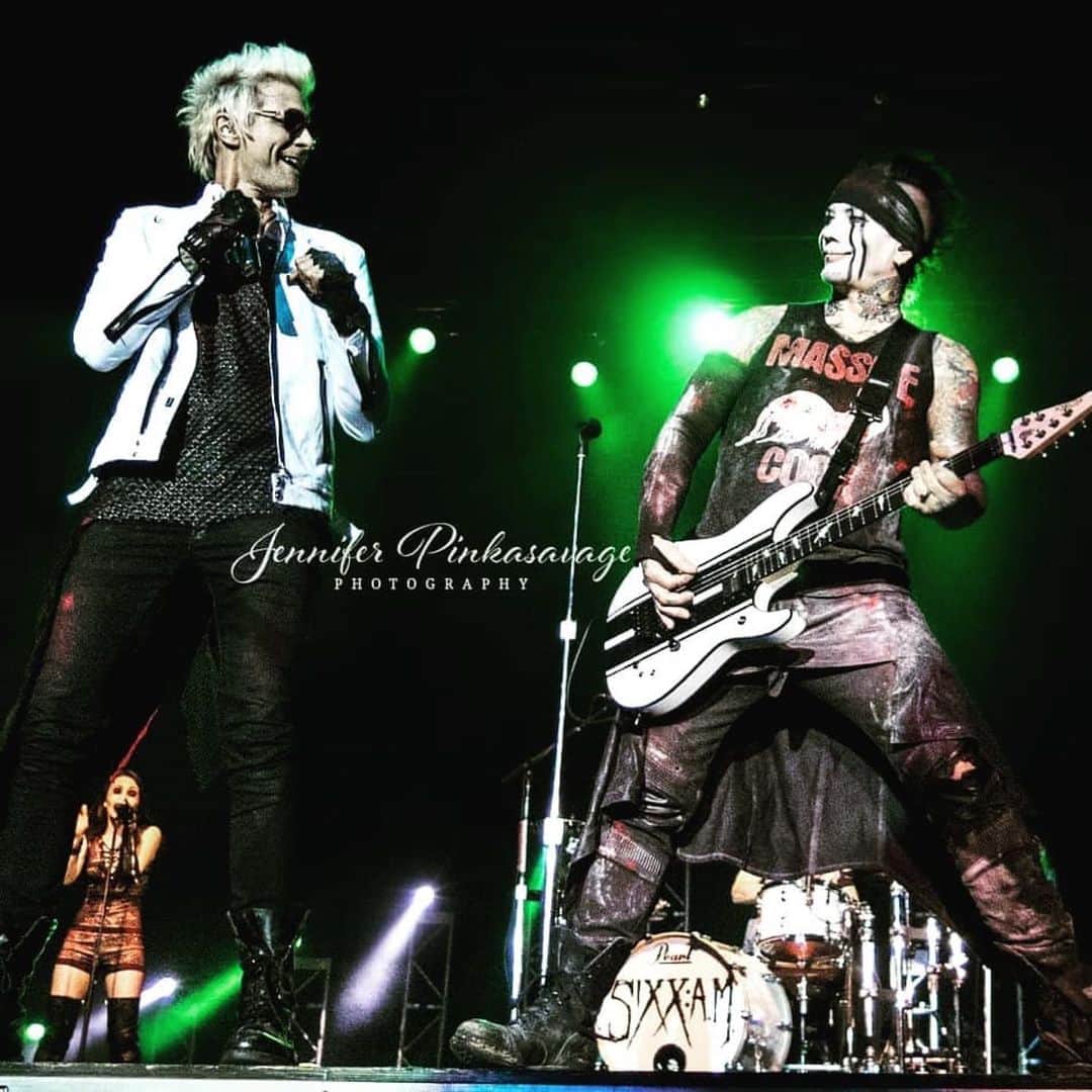 SIXX:A.M.のインスタグラム：「#sixxam What songs are in your playlist this week? . 📷: @nyr1023」