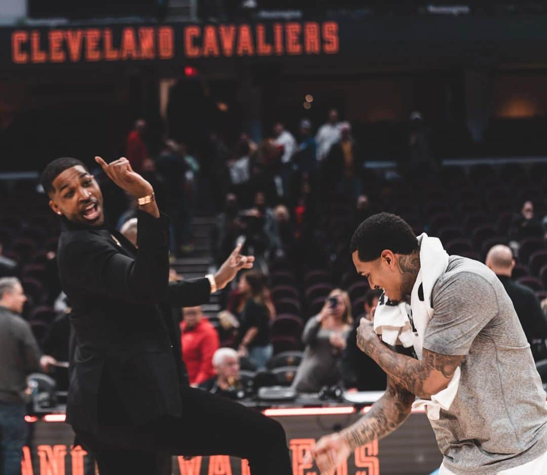 トリスタン・トンプソンのインスタグラム：「Me and @jordanclarksons in nutshell 😂 Always good seeing my Cro, keep killing out there in SLC Summer Vino nights will be legendary 🍷 🍇😂」