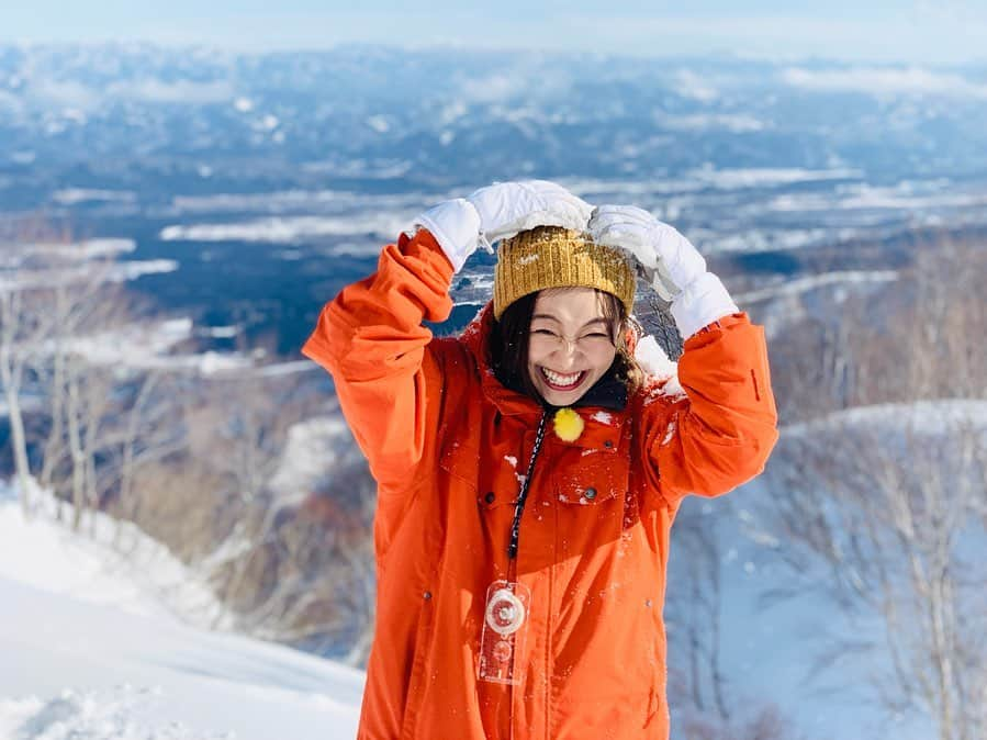 須田亜香里さんのインスタグラム写真 - (須田亜香里Instagram)「ゲレンデマジック成功？🥺🧡❄️ . . 昨日は #東海テレビ だけでなく #富山テレビ でも放送されました😇 . そして3月10日は #新潟総合テレビ でも放送されます❤️ いつも観てくれたり、楽しみにしてくれるみんなのおかげ☺️ . #ske48バズ @ske48buzz  #新潟 #ロッテアライリゾート #チュービング #パウダースノー #ゲレンデマジック #ところで #ゲレンデマジックとは #ちなみに #スキー場 #スキーしてません #スノーアート #itsok #とにかくすごい . . 3月7日(土) #炎の体育会tv 19:00〜TBS . 3月8日(日) 中京テレビ 20:54〜 【#ちょっと大阪まで】 #ひのとり に乗って #大阪 へ . #熱闘mリーグ 25:00〜 テレビ朝日 & AbemaTV . 3月9日(月) 【#スカッとジャパン】 フジテレビ 20:00〜 . FM AICHI 【#須田亜香里の部屋】21:00〜 . 3月10日(火) 【#ske48バズ 】 @ske48buzz 東海テレビ 24:25〜 新潟総合テレビ 25:55〜 . 3月13日 日テレ【#バズリズム02 】24:59〜」3月4日 12時31分 - akarisuda