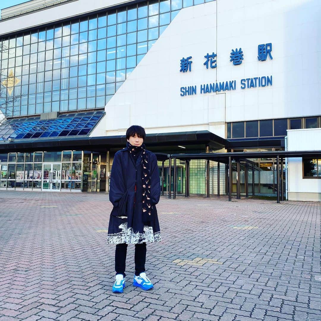 古市憲寿さんのインスタグラム写真 - (古市憲寿Instagram)「新花巻駅ではこんな写真も撮ったよ。  #花巻　#岩手」3月4日 10時08分 - poe1985