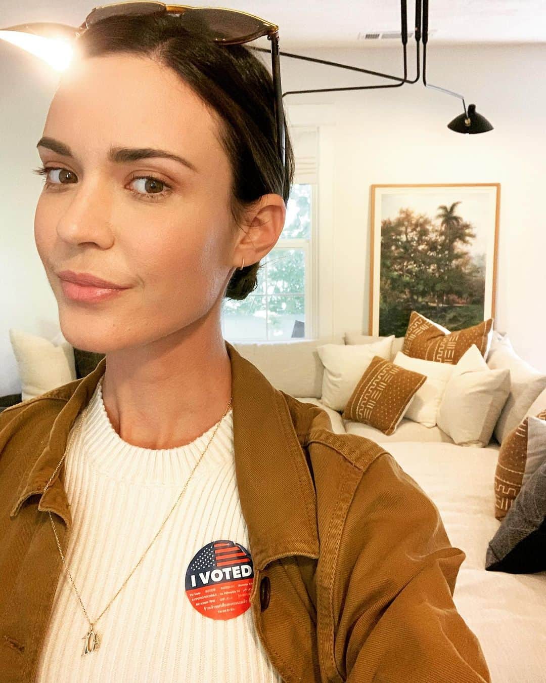 オデット・アナブルのインスタグラム：「#vote 🇺🇸」