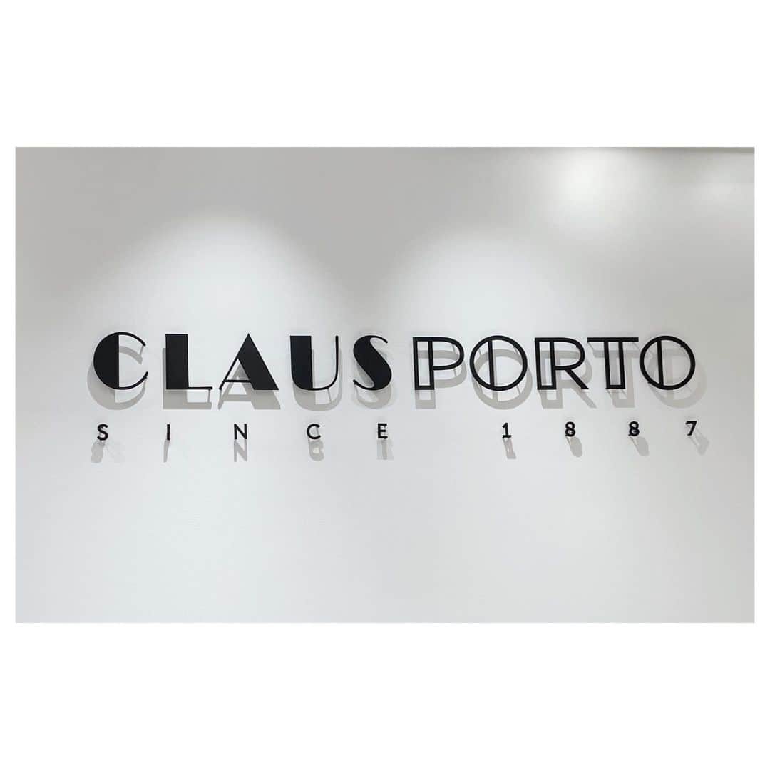 林恵理さんのインスタグラム写真 - (林恵理Instagram)「「CLAUS PORTO」のオープニングに行ってきました！  ポルトガル初の130年以上の歴史あるブランド。　店舗はいい香りに包まれてて幸せでした☺️✨ 見た目も可愛いので、プレゼントにもぴったり！ . . #CLAUSPORTOJAPAN #clausporto #クラウスポルト #フレグランス #ポルトガル #ソープ #日本初上陸 #新宿ルミネ1 #Portugal #lumine1」3月4日 20時28分 - eri_rin.215