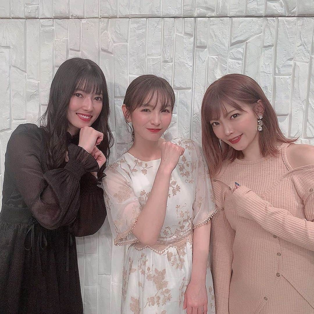 日下部美愛のインスタグラム：「‪お知らせ‬ ‪ テレビ東京‬  3月10日(火) 25時35分～ ‪｢深夜に発見！新Shock感～一度おためしください～｣ に、出演します！‬ ‪ . 事務所の先輩ほのかさん、 そしてドル箱で共演した激優しい藤田恵名さんとです❤︎‬ ほのかさんとお仕事するのは初めてだったから緊張したな🤫 藤田恵名さんは、ドル箱の時本当に優しくて惚れたのでまた共演できるのすごい嬉しかったの！！ . 山里さんMCです！是非見てください！ . . #photo #japan #model #me #cafe #fashion #makeup #selfie #followme #instagood #camera #instadaily #dailylook #한국 #맞팔 #사진 #데일리 #데일리룩 #인스타사진 #인스타그램 #일본인 #패션 #패션스타그램」