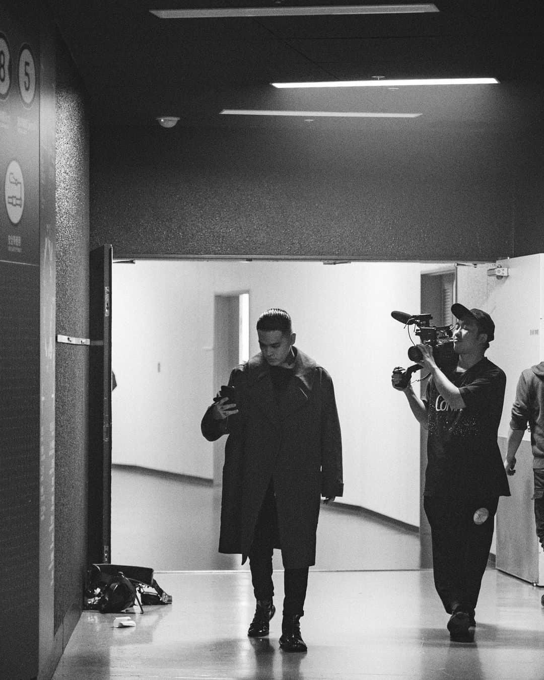T-PABLOWのインスタグラム：「Back Stage」