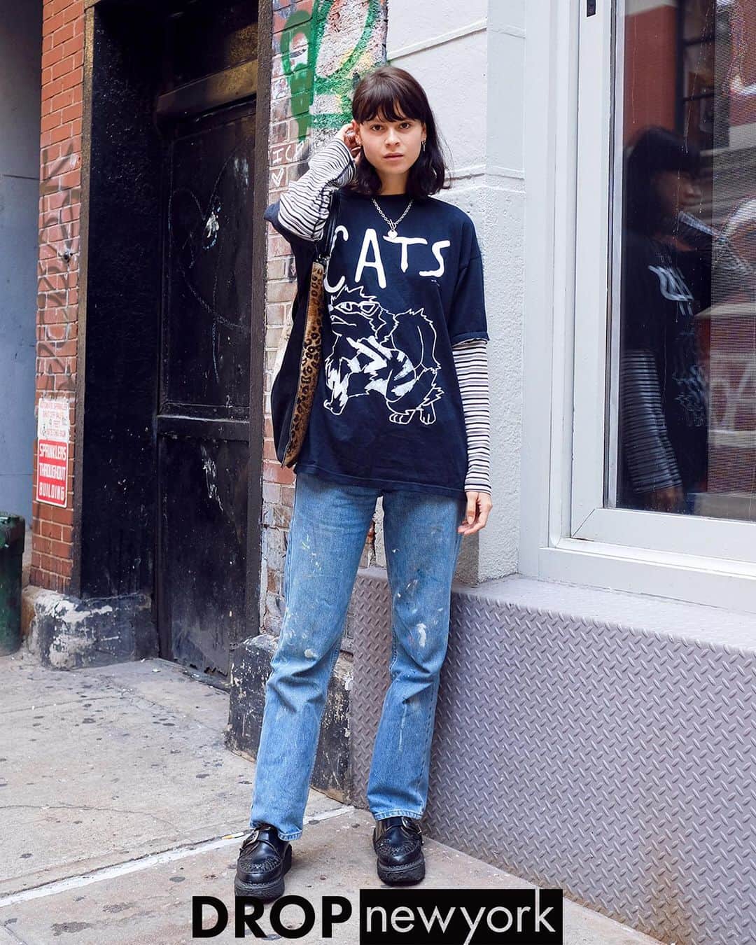 Droptokyoさんのインスタグラム写真 - (DroptokyoInstagram)「NEW YORK STREET STYLES #🇺🇸 @drop_newyork  #streetstyle#droptokyo#tokyo#japan#streetscene#ny#streetfashion#streetwear#streetculture#ootd#fashion#newyork#manhattan#soho#ニューヨーク#ファッション Photography: @keimons」3月4日 21時10分 - drop_tokyo