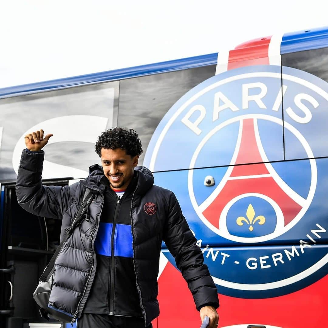 パリ・サンジェルマンFCさんのインスタグラム写真 - (パリ・サンジェルマンFCInstagram)「👍😁 . #OLPSG #CoupedeFrance #CDF #ParisSaintGermain #PSG #Paris #Football #AllezParis #ICICESTPARIS #Lyon」3月4日 21時19分 - psg