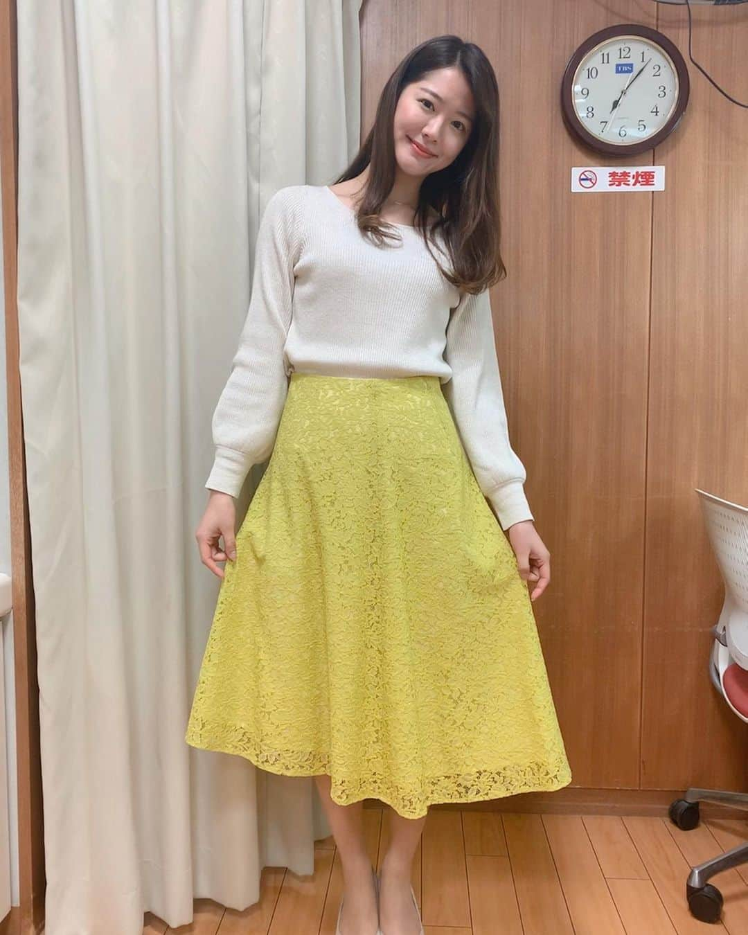 樺島彩のインスタグラム：「最近の衣装です💐」