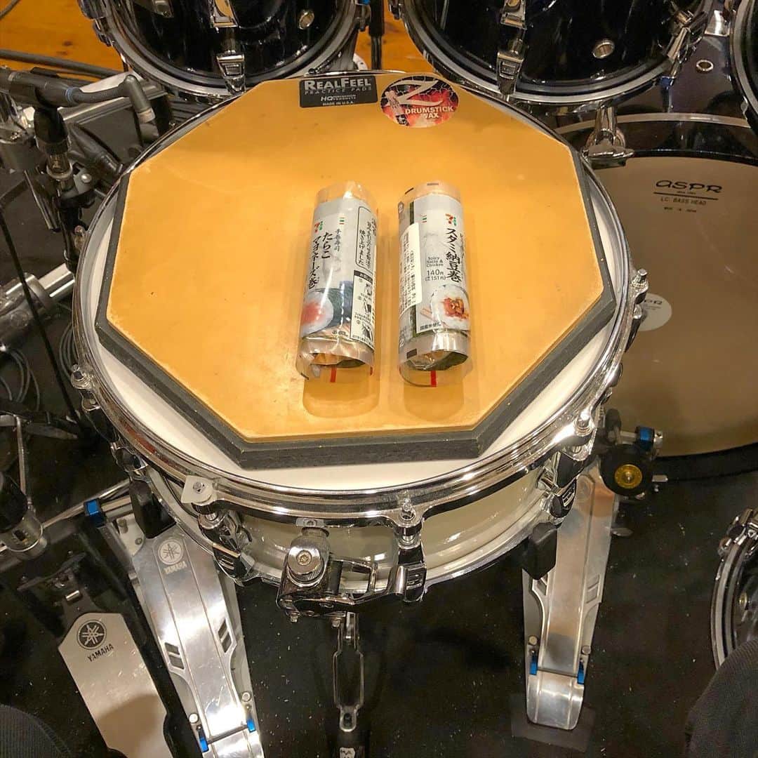 坂東慧のインスタグラム：「リハリハ #yamahadrums #zildjiancymbals #zildjiansticks #aspr #westone #tour #rehearsal」