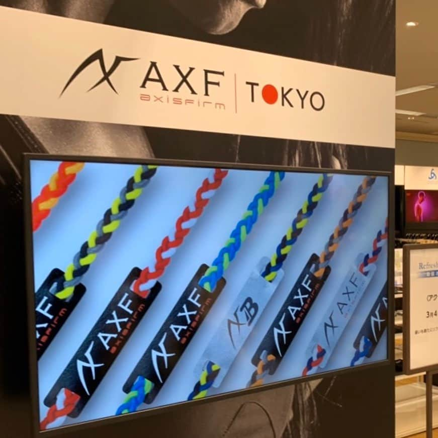 田渕亜季さんのインスタグラム写真 - (田渕亜季Instagram)「、 本日3月4日 AXFショップ 新宿高島屋8Fにプレオープン 人気のネックレスやAXF製品・野球グラブも店頭で体感できます。 . #新宿高島屋 #AXF #ifmc  #イフミック #アクセフベルガード  #田渕亜季 #アクセフベルガードネックレス #エイジアンズ #asianz」3月4日 14時03分 - akitabuchi.official