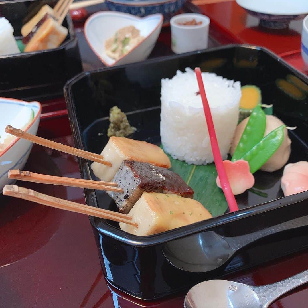 榎本温子のグルメインスタ