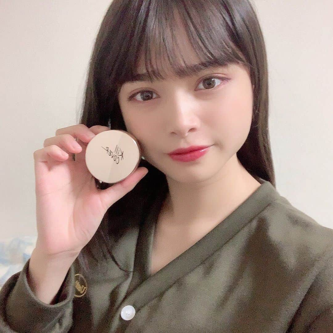 ViVi girlさんのインスタグラム写真 - (ViVi girlInstagram)「ViVigirlのJONAです!! 私が最近買ったプチプラアイテムはコチラ！ クリオ　キルカバーのクッションファンデショーンの小さいバージョンです❤︎ サイズが小さいので持ち運びが便利で買いました😘  #ViVigirl #ViVigirl_official #ViVigirlspick #ViVigirlspick_最近買ったプチプラアイテム」3月4日 15時44分 - vivigirl_official