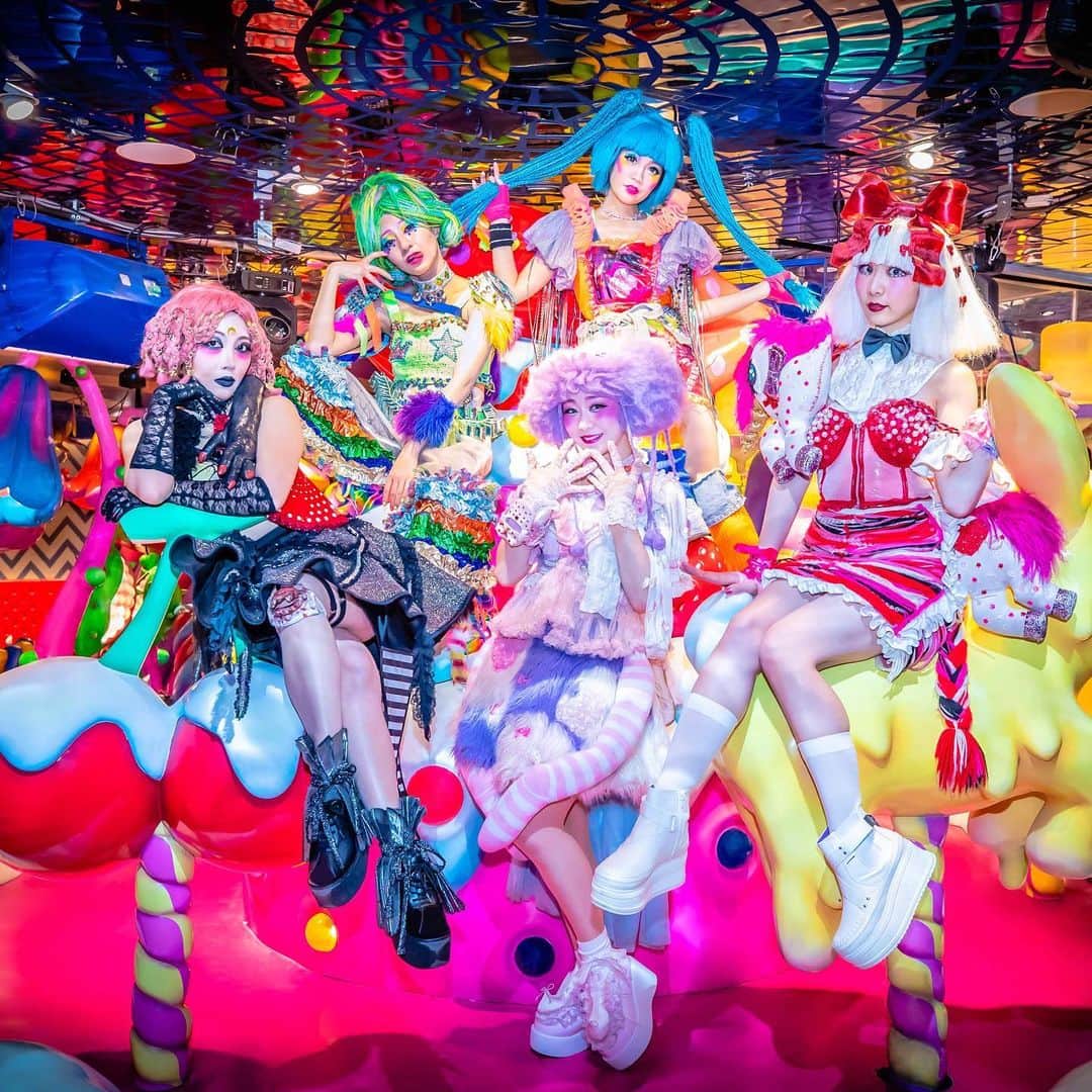 KAWAII MONSTER CAFEのグルメインスタ