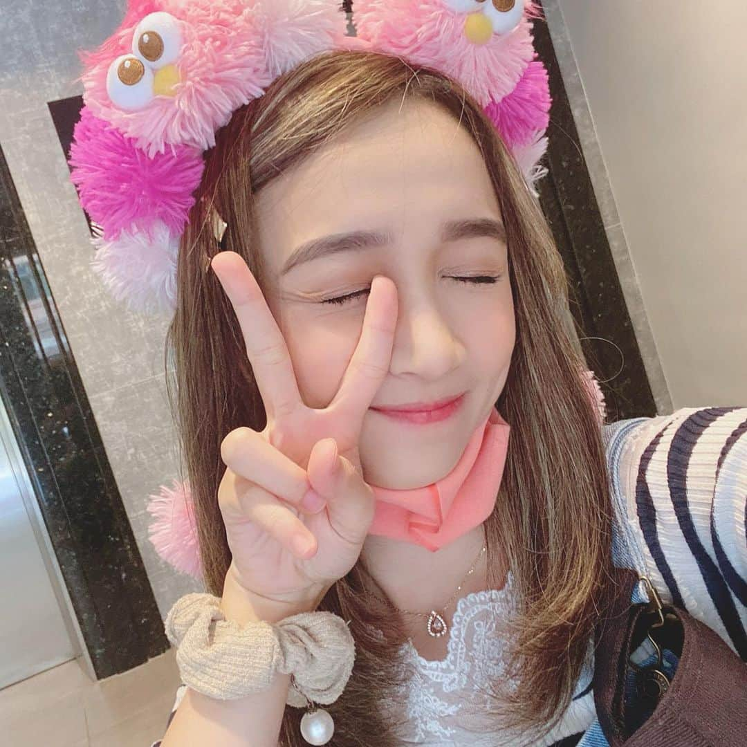 アヤナ・シャハブさんのインスタグラム写真 - (アヤナ・シャハブInstagram)「Pertama kali liburan ke luar negeri sama temen>.< Seneng banget!! Kalo kak pebby sama haruka emang udah akrab dr sebelumnya, kalo yupi sama kak putri ngerasa makin akrab setelah liburan ini ^^ Semoga bisa main kaya gini lagi yaa❤️ Love you my friends🥰」3月4日 17時44分 - ayanashahab