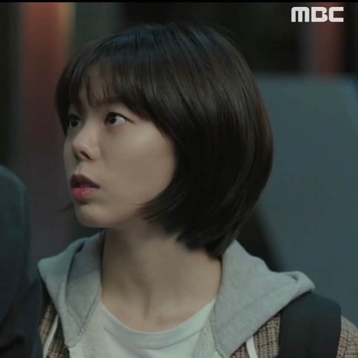 のインスタグラム：「오늘도 8:55분 MBC 더게임에서 만나요~🥰」