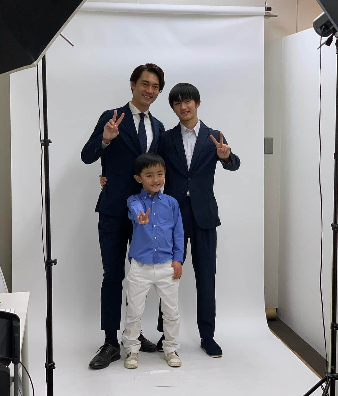 細田阿也さんのインスタグラム写真 - (細田阿也Instagram)「#宣材写真 #親子写真  #株式会社エース」3月4日 19時52分 - hosodaaya