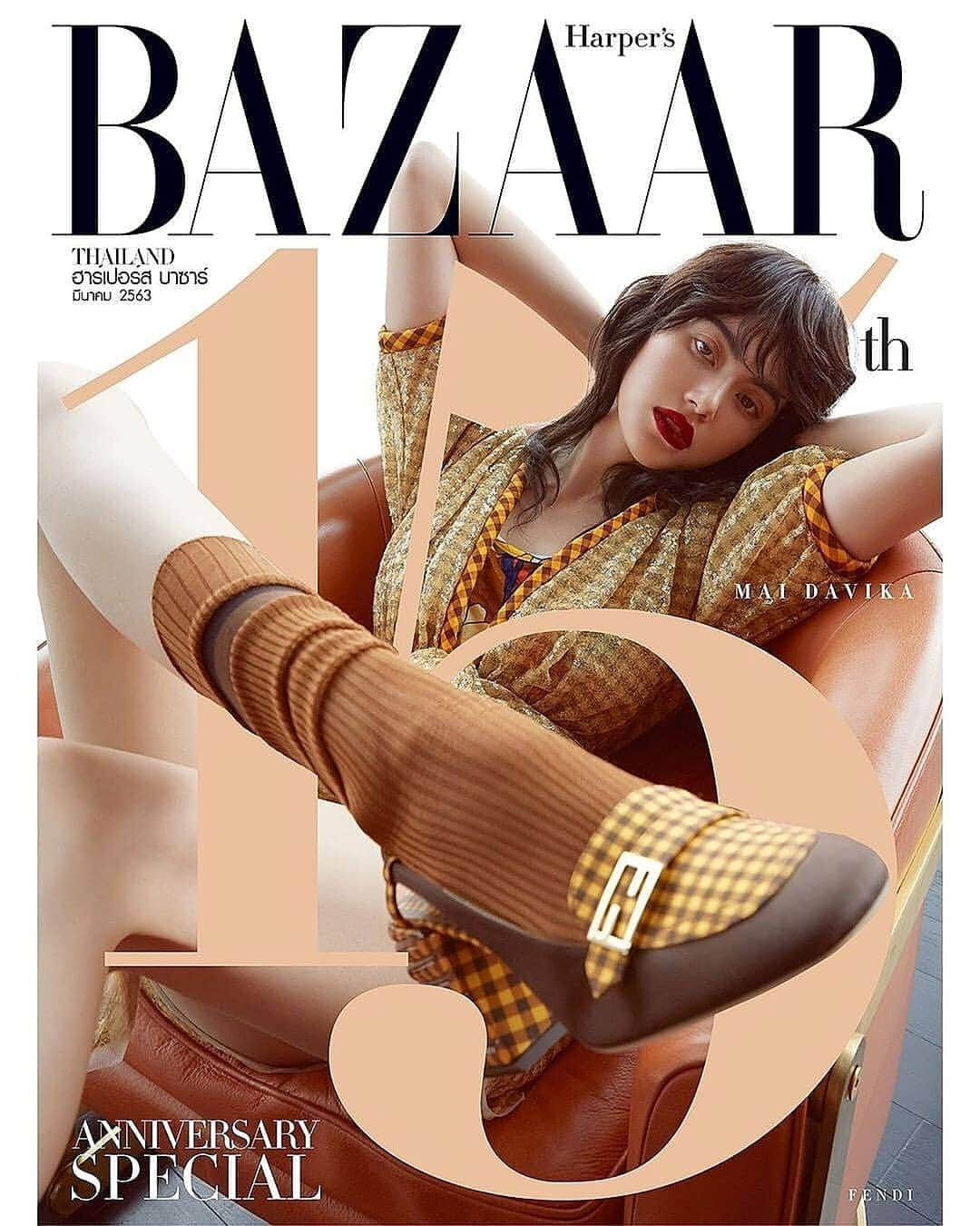 マイ・ダーウィカーさんのインスタグラム写真 - (マイ・ダーウィカーInstagram)「♥️ @bazaarthailand  #BAZAARFashionBook15th #BAZAARThailand15th #BAZAARThailand」3月4日 22時03分 - davikah