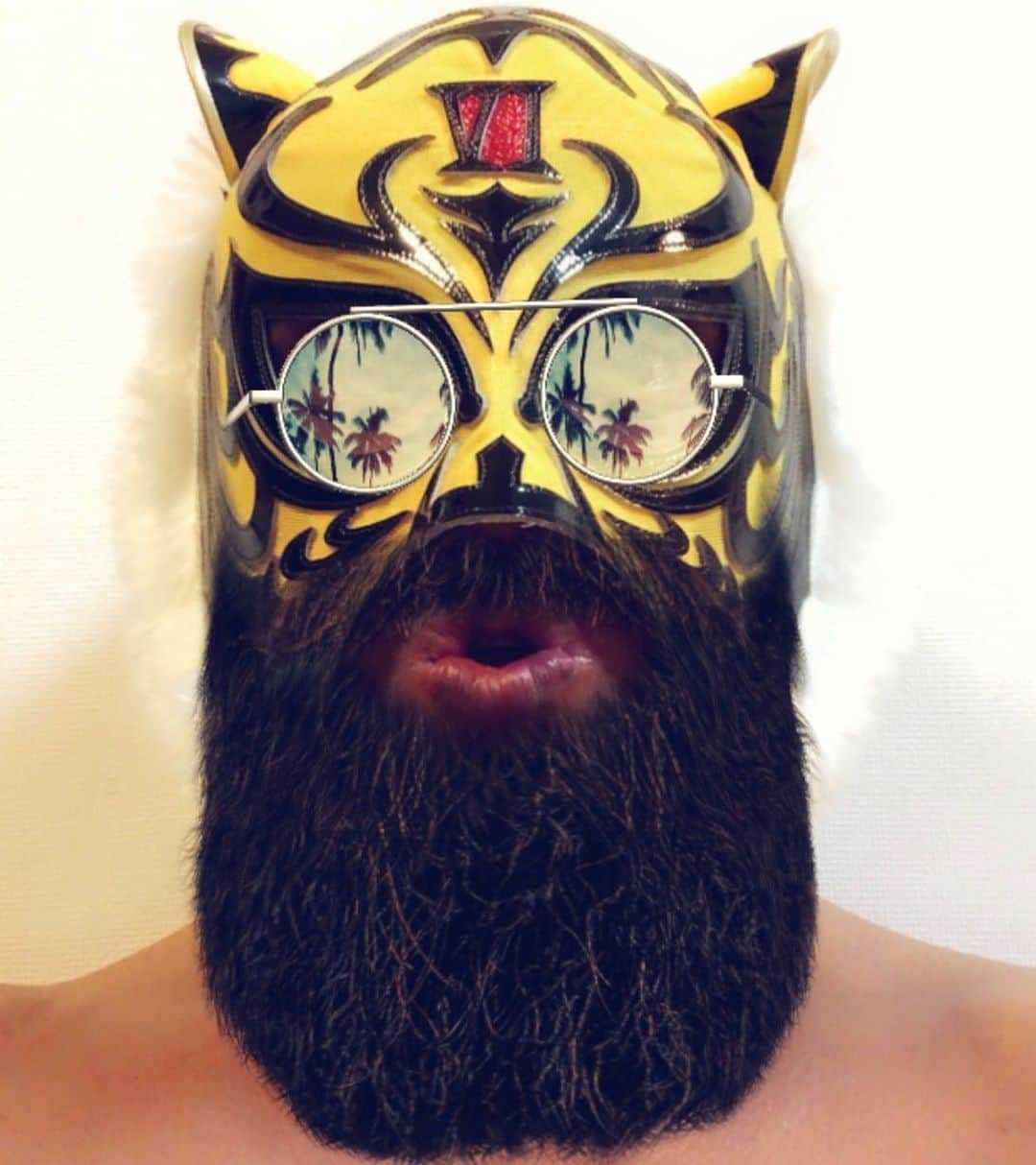 タイガーマスクさんのインスタグラム写真 - (タイガーマスクInstagram)「外道さんかよ‼️ #タイガーマスク #tigermask #njpw  #外道」3月4日 22時49分 - tigermask.njpw_official